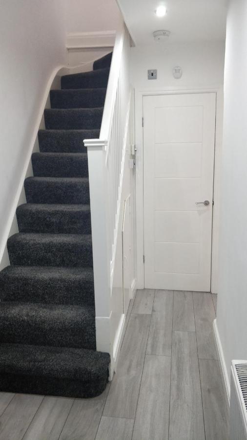 Holiday home Spacious 2 Bedroom House With Garden